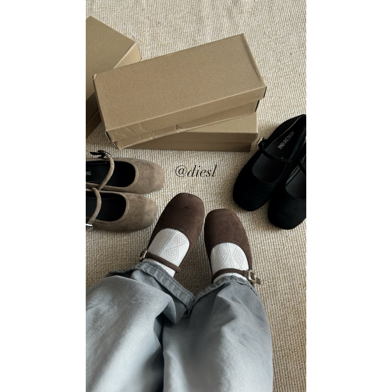 [Sẵn] Giày Búp Bê Mũi Tròn Chất Liệu Nhung Mềm Phong Cách Hàn Quốc Vibe Thu Đông Dành Cho Nữ-Shoes