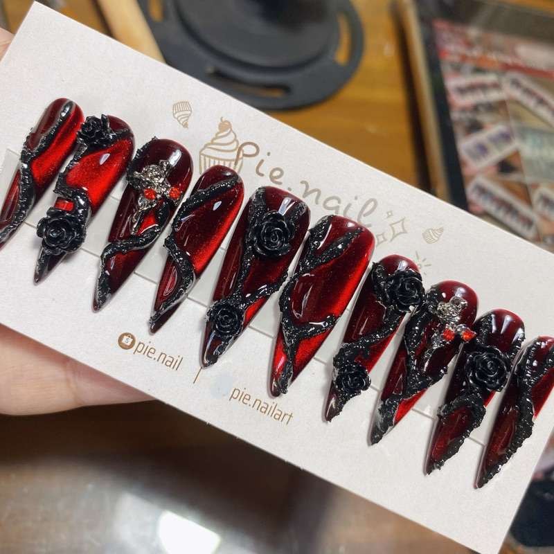 328. nailbox mắt mèo thạch đỏ, charm hoa hồng