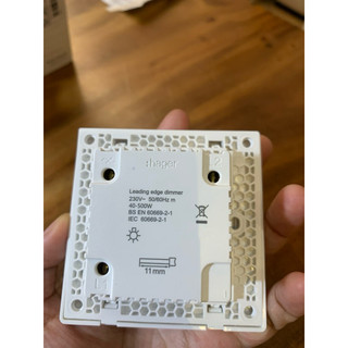 WGMEDR500 - Bộ điều chỉnh ánh sáng 40 - 500W  Hager