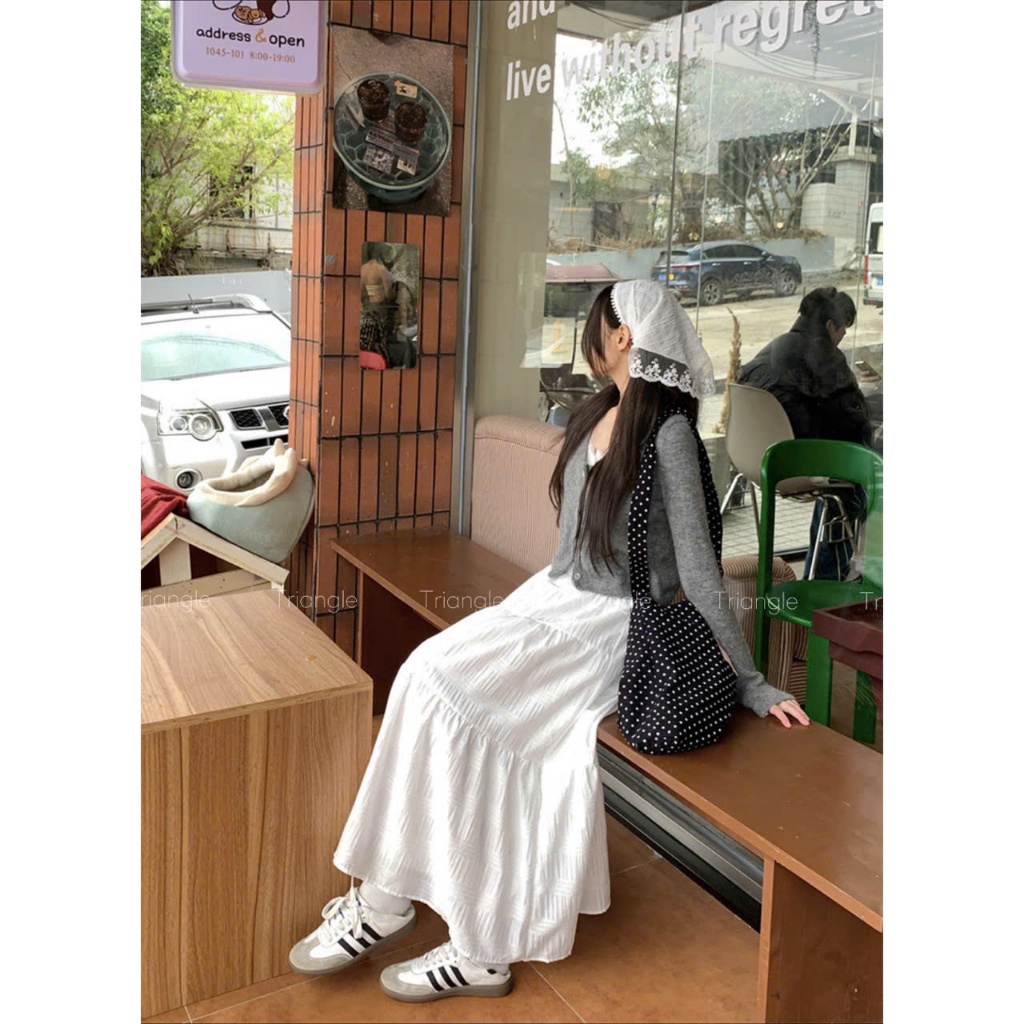 Triangle - (Giá thanh lý không hoàn) Long White Skirt Chân váy dài màu trắng dáng xòe Hàn Quốc