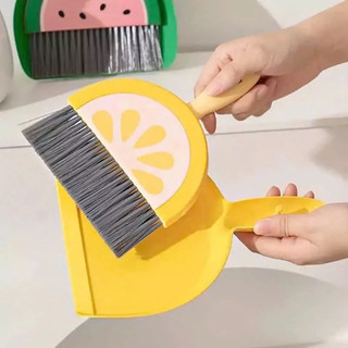 Bộ Chổi Mini Quét Bụi Hình Thú Dễ Thương - Chổi Quét Bàn Thờ, Máy Tính Tiện Lợi Gọn Gàng