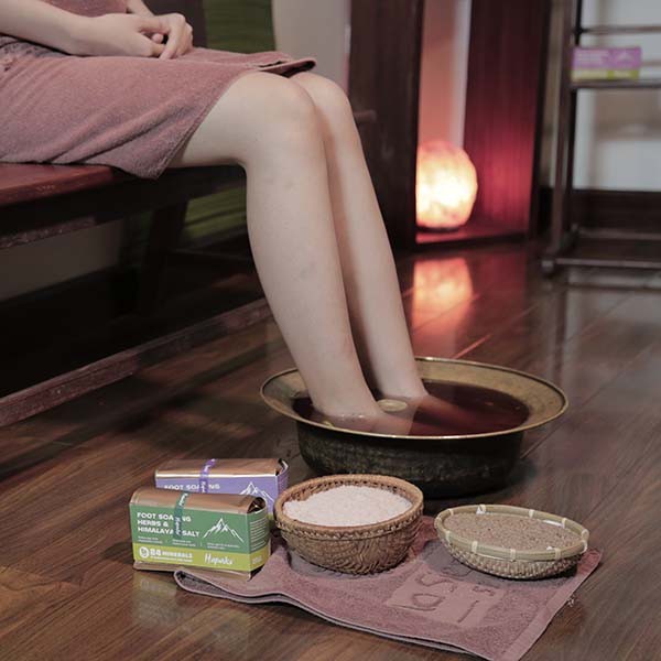 Ảnh Muối Ngâm Chân Thảo Dược HAPAKU 450g, Giảm Nhức Mỏi Tê Lạnh Bàn Chân, Thư Giãn Ngủ Ngon 3