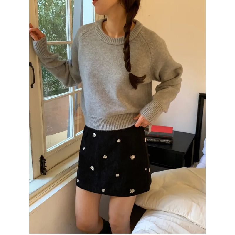 𝟏𝟎𝟗𝐜𝐦 (sẵn một số màu) Áo len nữ trơn basic cổ tròn dáng lửng dày dặn | BigBuy360 - bigbuy360.vn