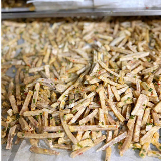THUYTIENFOOD Khoai Môn Sấy Vị Hành 200gr – Snack Giòn Tan – Ăn Vặt Ngon – Không Phẩm Màu