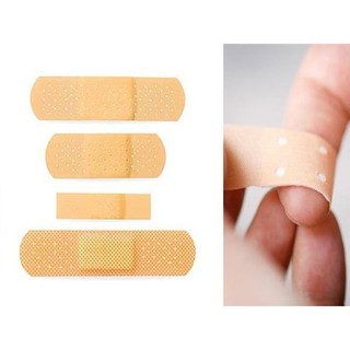 Hộp 100 Chiếc Miếng Băng Cá Nhân Urgo Aid Plus có 4 size khác nhau.