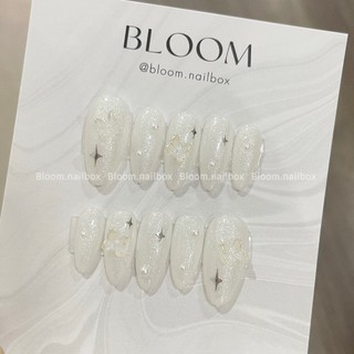 [B61] Nailbox thiết kế nhũ trắng tuyết blink blink by Bloom.nailbox nail trắng xinh kỷ yếu