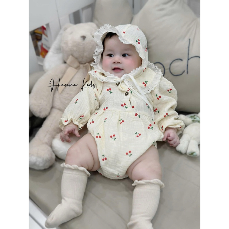 Bộ Body Muslin Dài Tay Cổ Bèo Cho Bé Gái Kèm Mũ Xinh Xắn Dễ Thương Tiệm Nhà Bơ