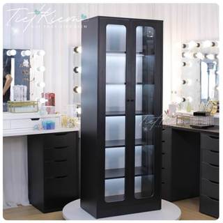 Tủ đựng Labubu, Baby Three V4 màu đen có đèn TUI0399