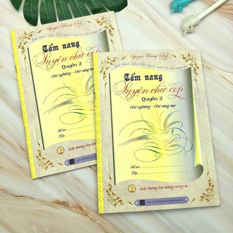 Vở Cẩm Nang Luyện Chữ Đẹp Quyển 2 - Nghiêng + Sáng Tạo
