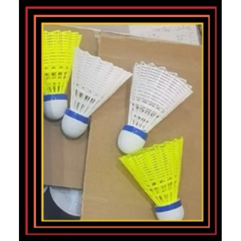 [SỈ] QUẢ CẦU LÔNG NHỰA RUBY 111 BADMINTON , (CÂY 12 QUẢ) - VPP QUỐC HUY.