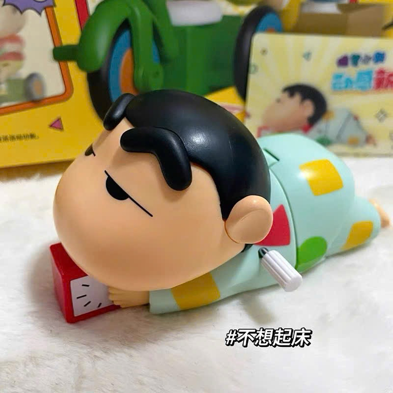 Shin Bút Chì Shin Chan Đồ Chơi Vặn Cót Shin Chạy Bằng Cót Bò Ủn Mông Lắc Đầu Đạp Xe Crawling Crayon-PUPU HOUSE