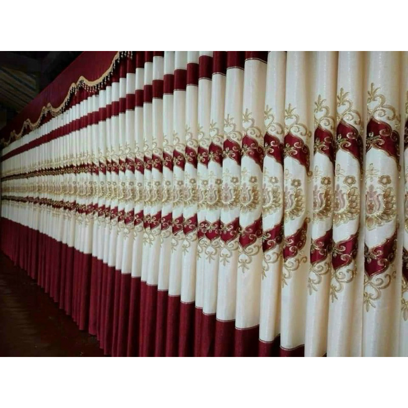 1 TẤM GẤM THÊU MÀU ĐỎ CHƯA CÓ CÂY TREO - TREO 1 TẤM MUA 1 TẤM _TREO 2 TẤM MUA 2 TẤM RÈM CỬA VIỆT HÀN