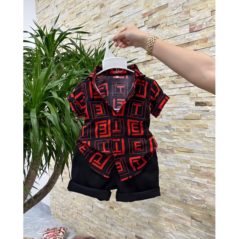 Set sơmi hoạ tiết chữ đen phối nền đỏ TONI BRAND cho bé trai 10-52kg