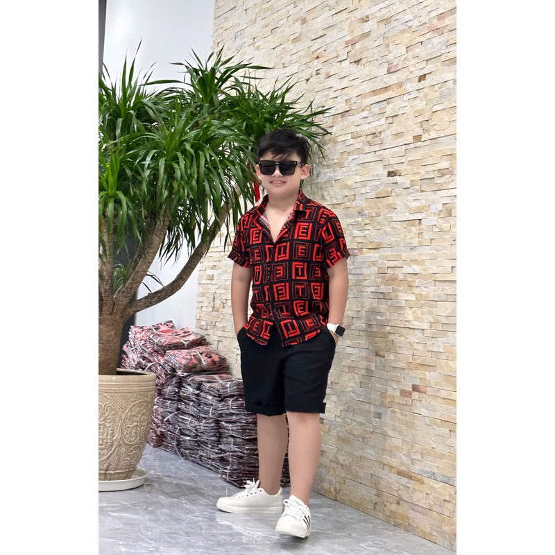 Set sơmi hoạ tiết chữ đen phối nền đỏ TONI BRAND cho bé trai 10-52kg