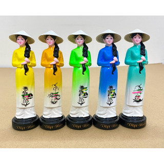 1 Tượng miss Việt Nam - cô gái đội nón lá 12 cm decor