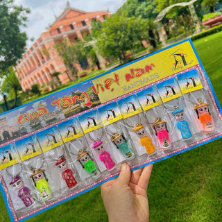Set 10 cái móc khóa / nam châm các nhân vật đặc trưng Việt Nam