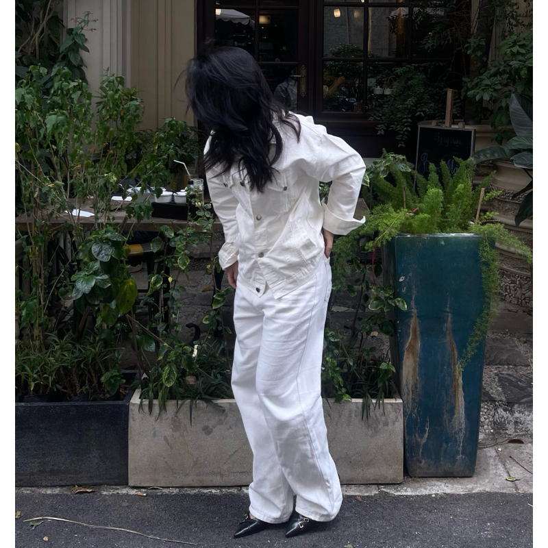Quần jeans ống suông trắng mỏng WHITE JEANS | BigBuy360 - bigbuy360.vn