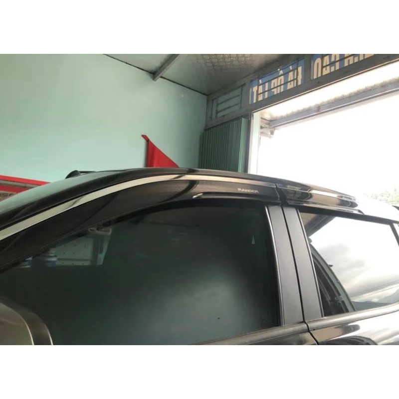 Vè che mưa nhựa ABS xe Ford Ranger 2013-2026 hàng cao cấp
