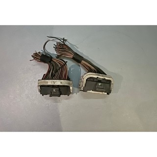 giắc ecu ford escape 2.3 l3tk l3tf ( bộ 2 giắc )