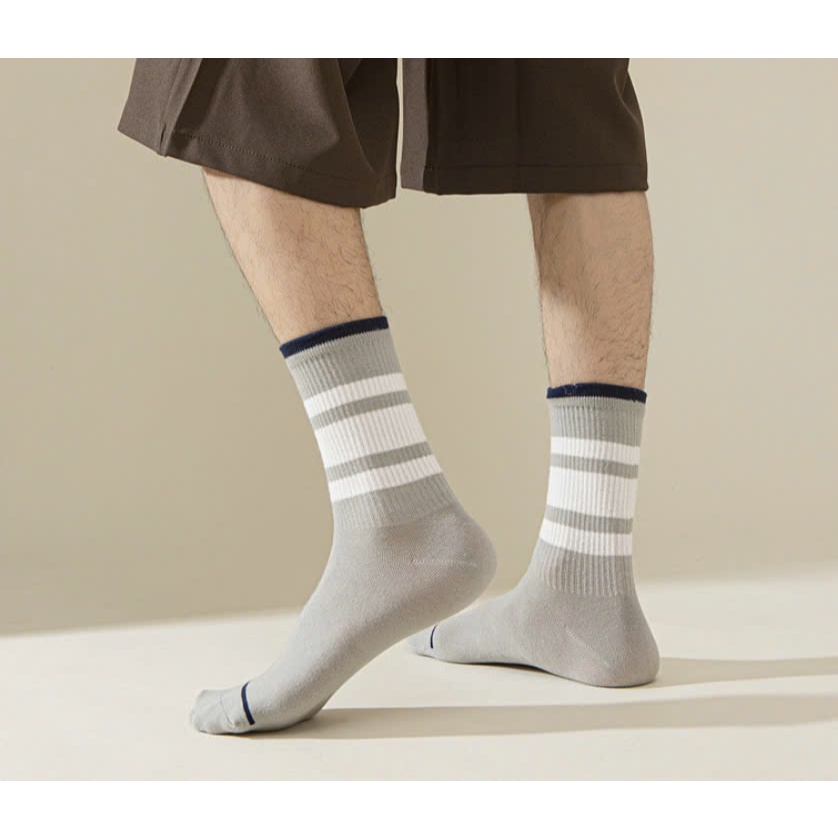 Vớ Tất Kẻ ngang 5 mẫu Unisex cổ cao phong cách trẻ trung, năng động.