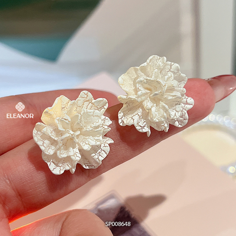 Bông tai cô dâu nữ chuôi bạc 925 Eleanor Accessories hình hoa phụ kiện trang sức khuyên tai 8648