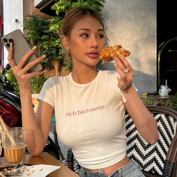 SALE 99K - Áo thun baby tee cotton form ôm in chữ màu trắng & đen | bananabu