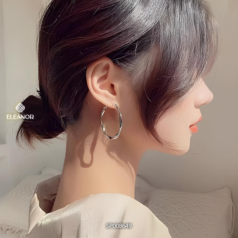 Bông tai nữ chuôi bạc 925 Eleanor Accessories viền xoắn phụ kiện trang sức khuyên tai basic 8649