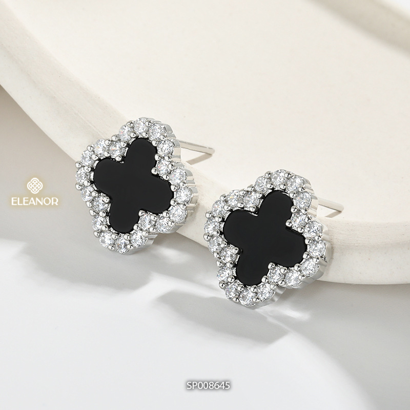 Bông tai nữ chuôi bạc 925 Eleanor Accessories cỏ 4 lá đính đá phụ kiện trang sức khuyên tai 8645