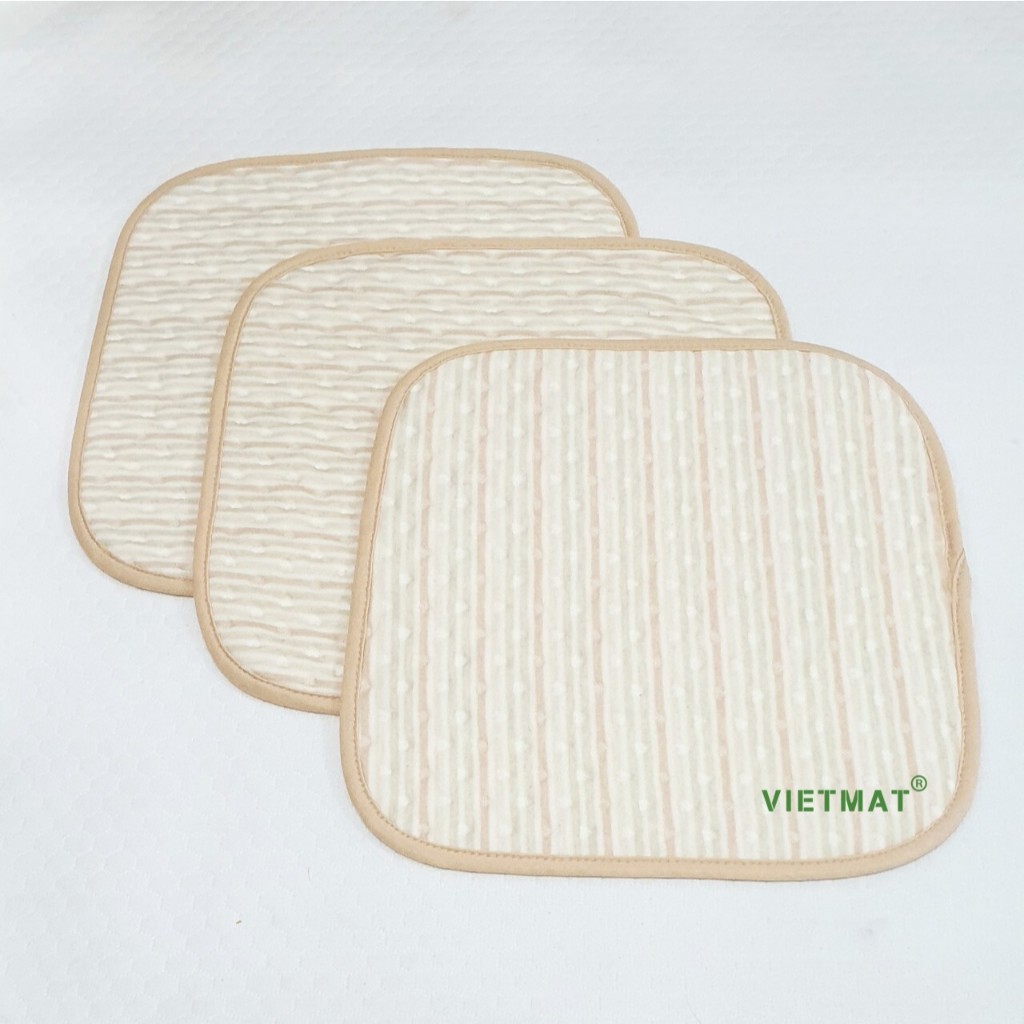 Ảnh 3 tấm lót chống thấm cho bé Vietmat kích thước 30x30cm lót mông mềm êm, siêu hút nước 2