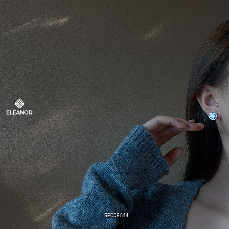 Bông tai nữ chuôi bạc 925 Eleanor Accessories hình vuông đính đá phụ kiện trang sức khuyên tai 8644