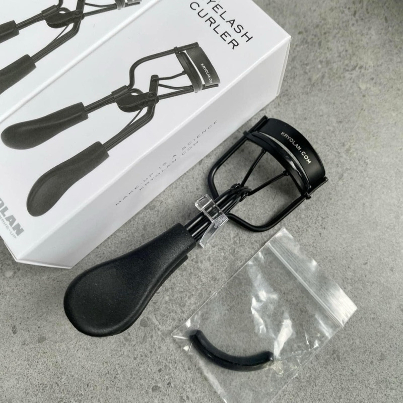 Hàng hot xịn-Bấm mi Kryolan eyelash curler. Giúp đôi mi cong vút, ko đau, ko rụng lông mi.