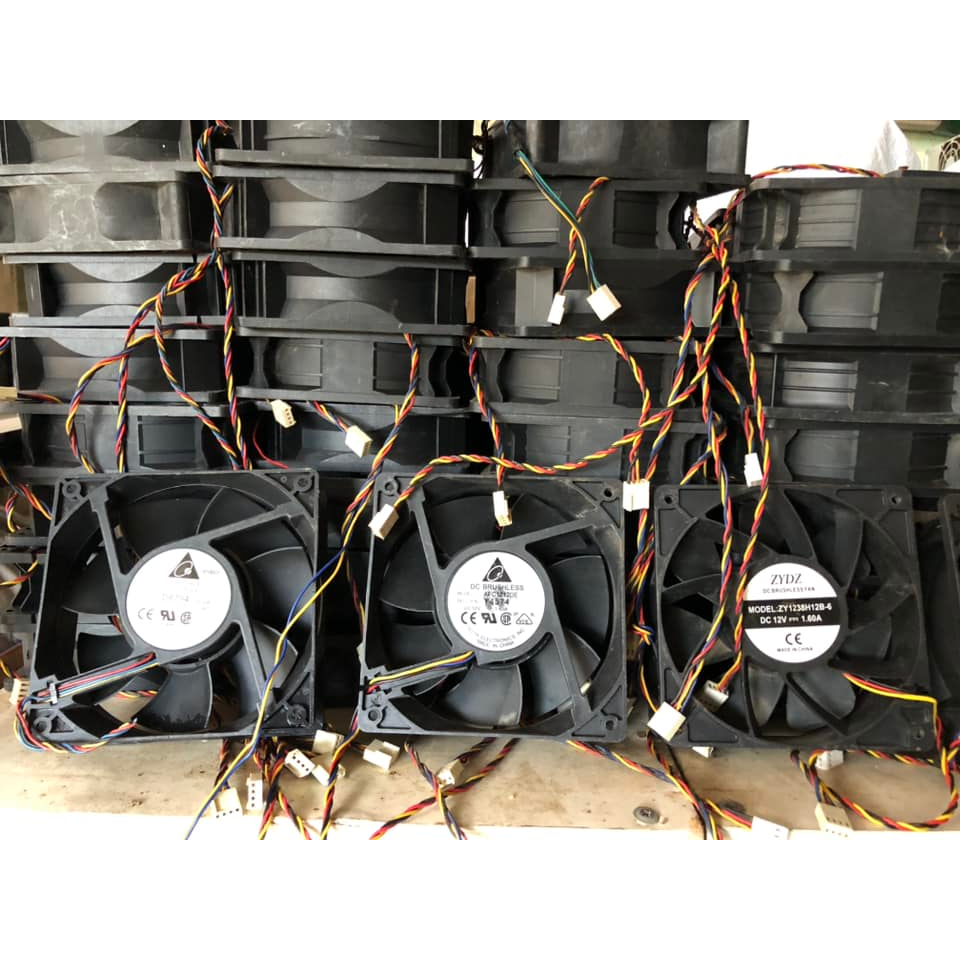 Fan 12V Siêu Tốc 12x12x3,5Cm rất mạnh dùng tản nhiệt cho thùng 4U hoặc Máy Tính