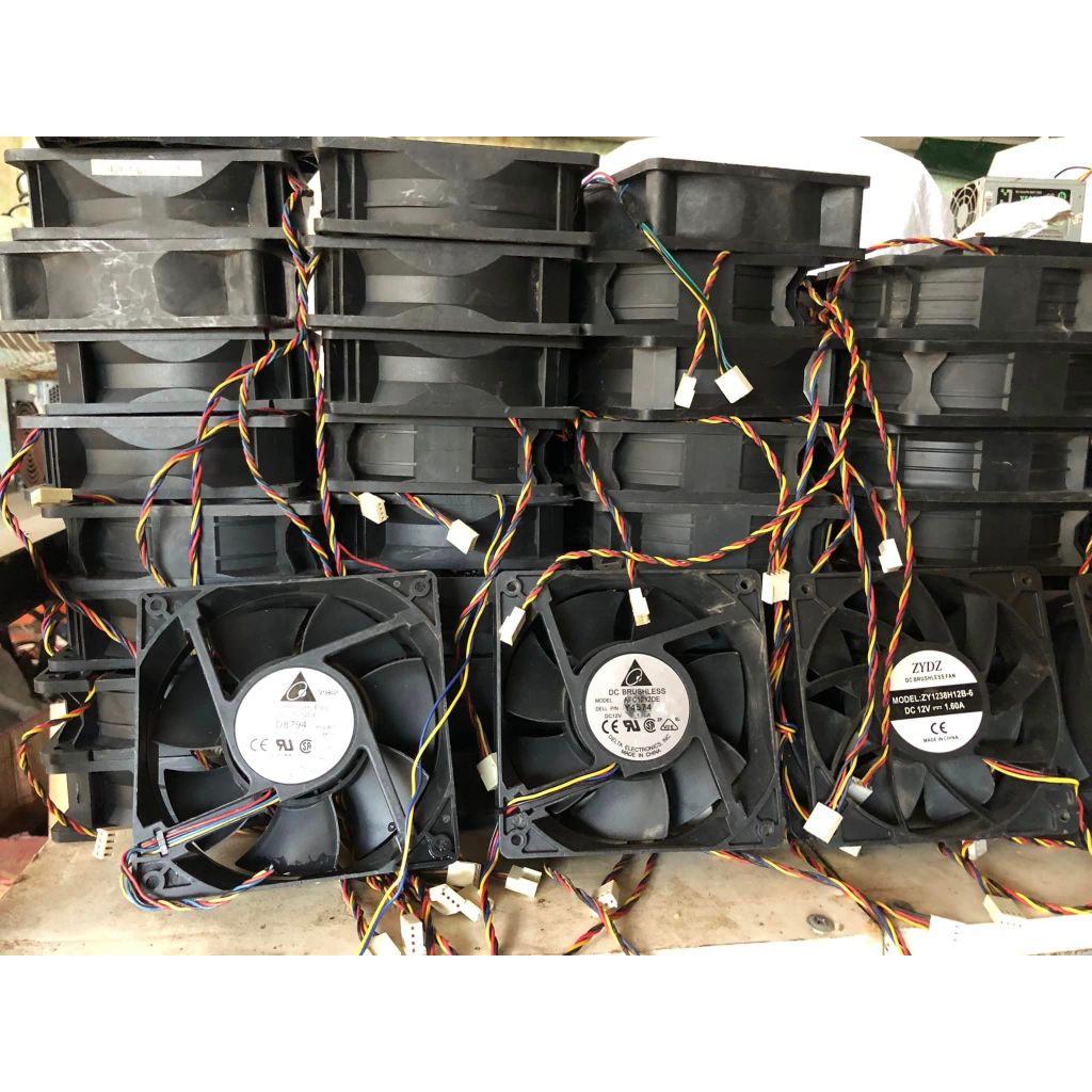 Fan 12V Siêu Tốc 12x12x3,5Cm rất mạnh dùng cho máy Đào Bitcoin