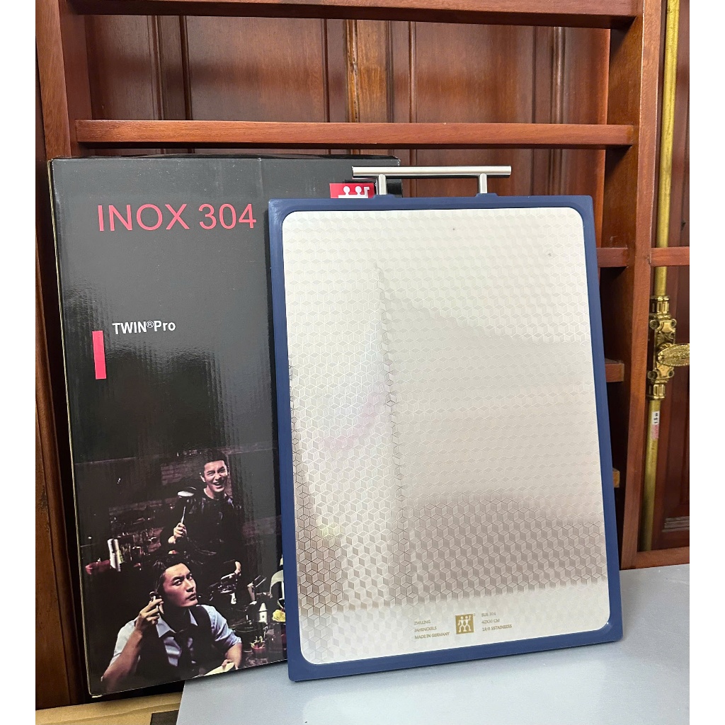 Thớt Inox 304 Seki Japan Sáng Bóng, Kháng Khuẩn  - Thớt Cường Lực Thiết Kế Chống Trơn Trượt, Vệ Sinh Dễ Dàng