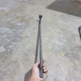 xà beng có nhổ đinh phi 16 dài 65cm