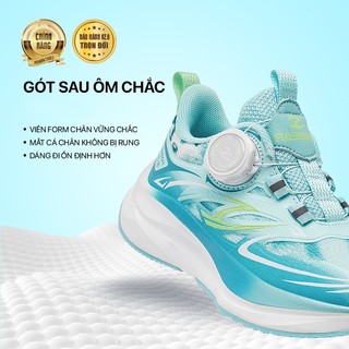 Giày trẻ em Hobibear AS8661 xanh trắng có khóa xoay, giày thể thao đế mềm cho bé