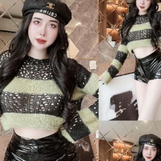 ÁO len xanh Crop Kẻ SỌc CÁ Tính