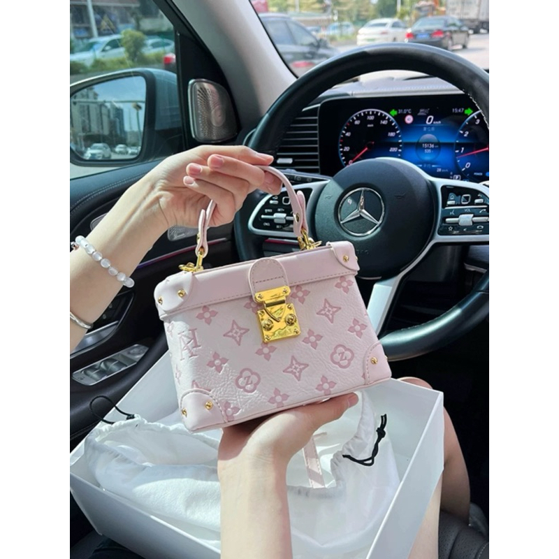 Túi dáng cốp siêu xinh TẶNG MÓC GẤU treo logo dập nổi sang chảnh