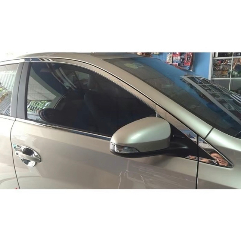 Nẹp chân kính và cong kính xe Toyota Vios 2019-2026 inox sáng bóng hàng cao cấp