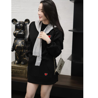 Set Bộ Nỉ Nữ Thu Đông CHEPOL Cổ Tròn, In Tim ( Áo Sweater Đen + Chân Váy Đen ) Chất Nỉ Chân Cua Cao Cấp, Dày Dặn- CPN220