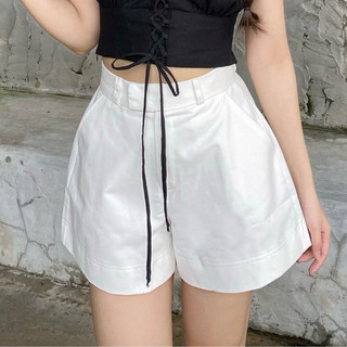 KAKI SHORT | Quần đùi kaki lưng cao form ống rộng đơn giản dễ mặc, che khuyết điểm tốt | By Mintt