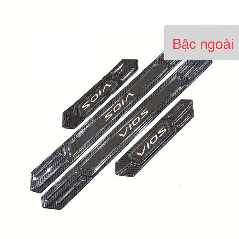 Ốp bậc cửa, nẹp bước chân xe Toyota vios 2019-2026 Vân carbon hàng cao cấp