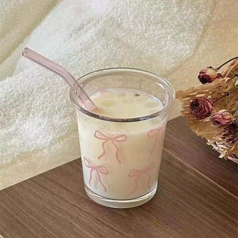 Cốc nơ kèm ống hút