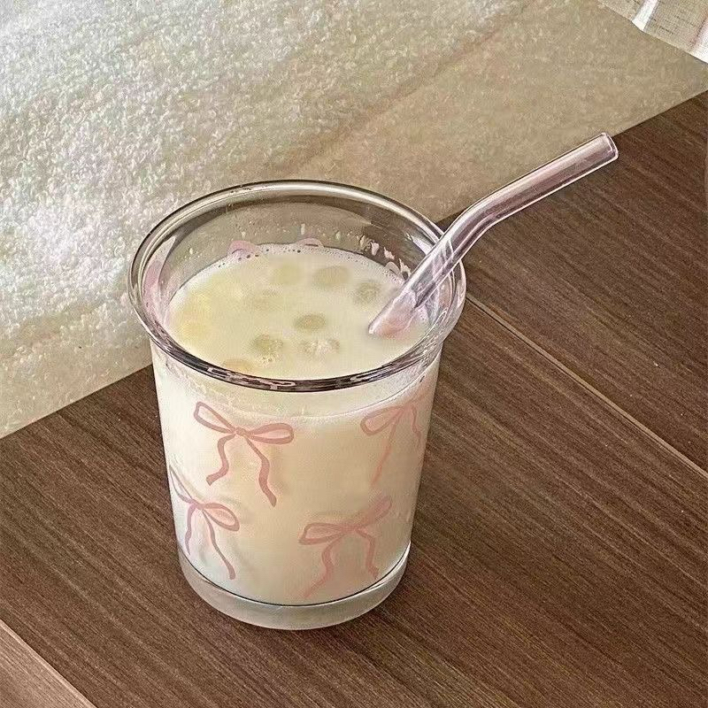 Cốc nơ kèm ống hút