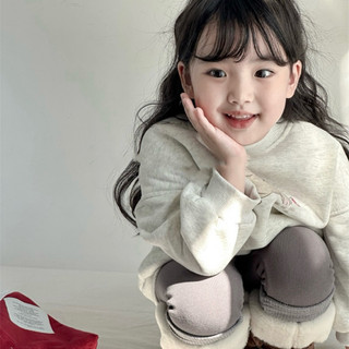 Áo nỉ cho bé Batala Kids, Áo Hoodie nỉ cho bé trai bé gái BÔNG ÉP ghi xám in hình chú CÚN CHẠY thu đông 2024