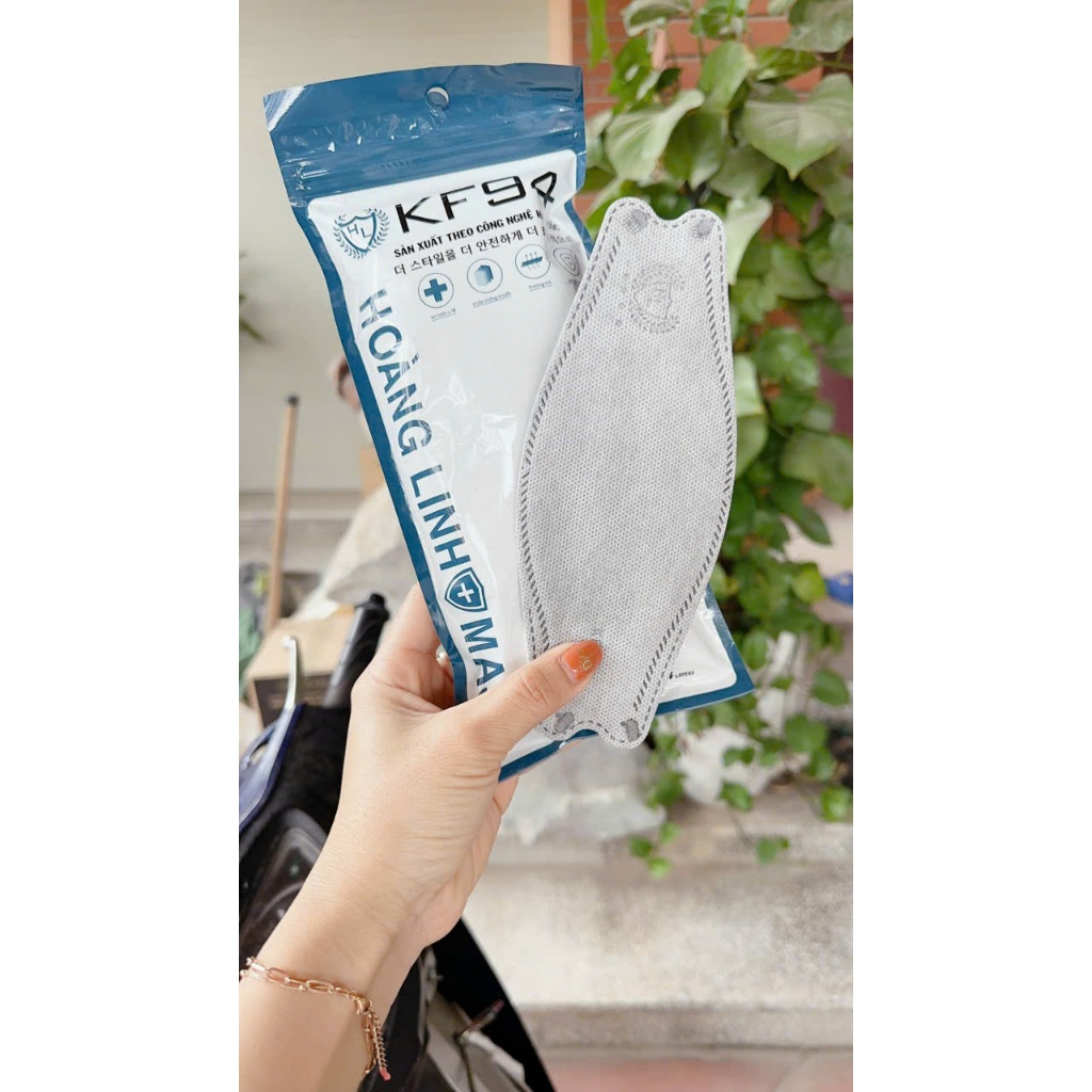 THÙNG 300 CHIẾC KHẨU TRANG 4D KF94 HOÀNG LINH MASK TÚI ZIP CHÍNH HÃNG 4 LỚP KHÁNG KHUẨN CHỐNG TIA UV