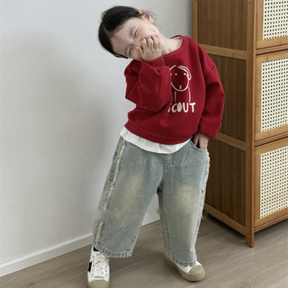 Áo nỉ cho bé Batala Kids, Áo SWEATER nỉ bông cho bé trai bé gái MÀU ĐỎ in hình chú CÚN SCOUT thu đông 2024