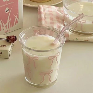 Cốc nơ kèm ống hút