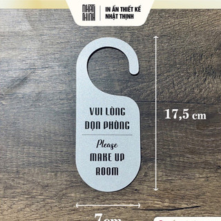BẢNG YÊU CẦU DỌN PHÒNG KHÁCH SẠN • MÓC TREO TAY NẮM CỬA HOTEL SONG NGỮ • ALU NHŨ BẠC [B02]