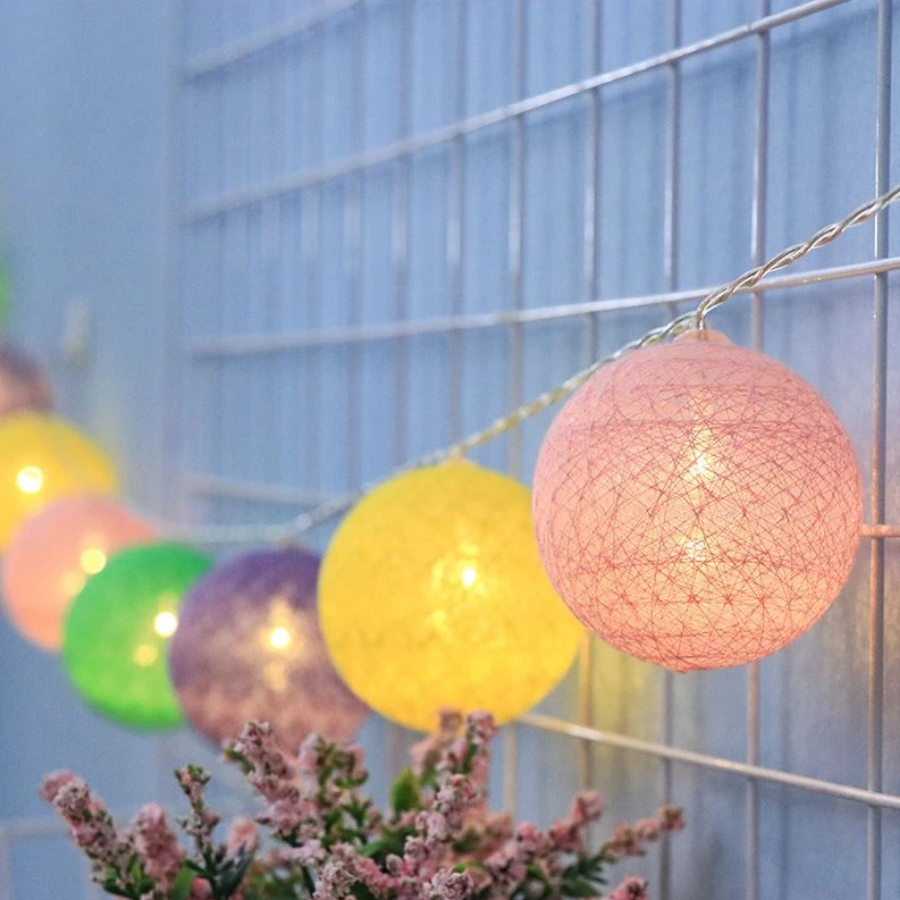Dây đèn LED Banh chỉ decor trang trí Banh tròn Đường kính 6cm -  Dài 4m - 16 bóng